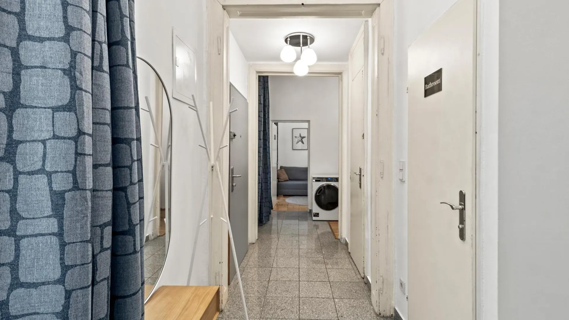 Apartment Central, 5 Min Walk To U4 Friedensbruecke Wien