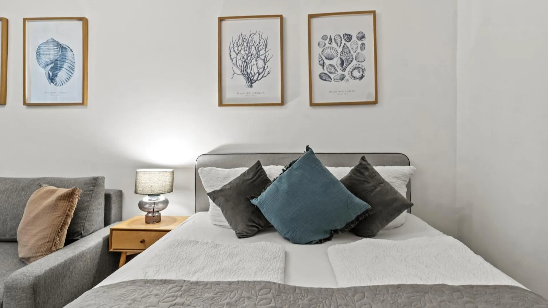 Central, 5 Min Walk To U4 Friedensbruecke Viena 0*,  Austria